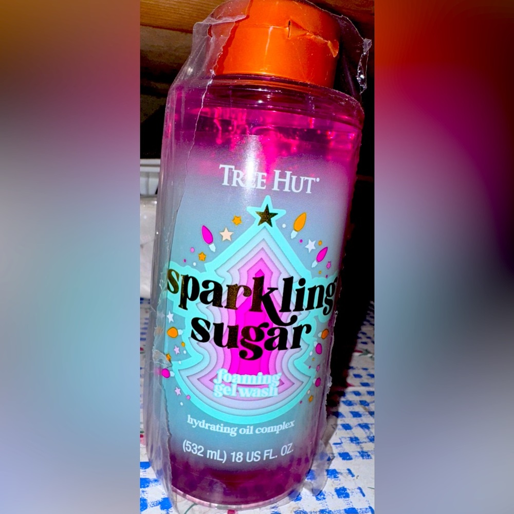 Sparkling sugar foaming wash tree hut